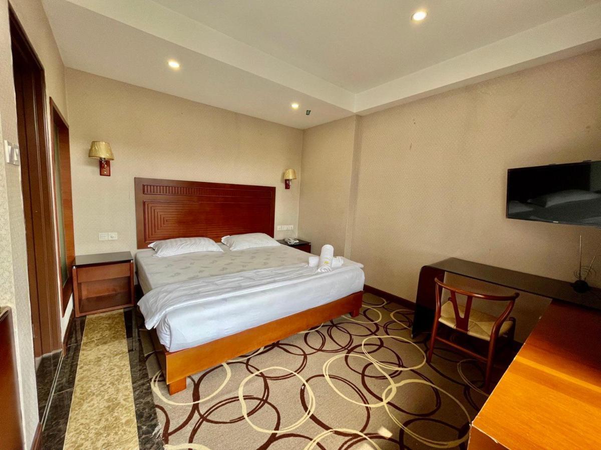 Fan Holiday Hotel Kuala Lumpur Exteriör bild