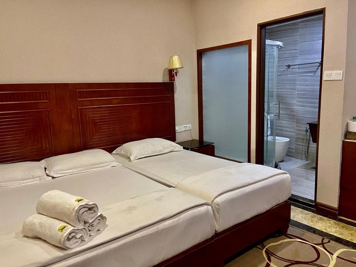 Fan Holiday Hotel Kuala Lumpur Exteriör bild